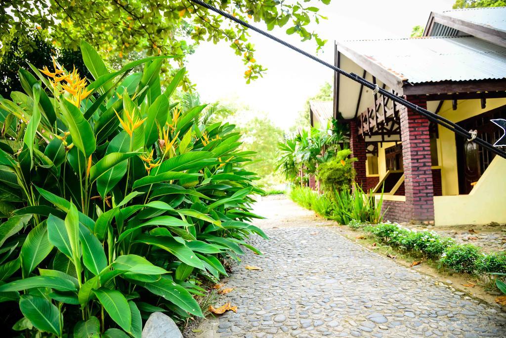 Wisma Leuser Sibayak Bukit Lawang Exterior photo